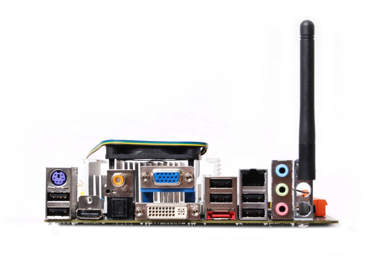 [26/08/2010] Zotac ION-ITX N Serie (4)