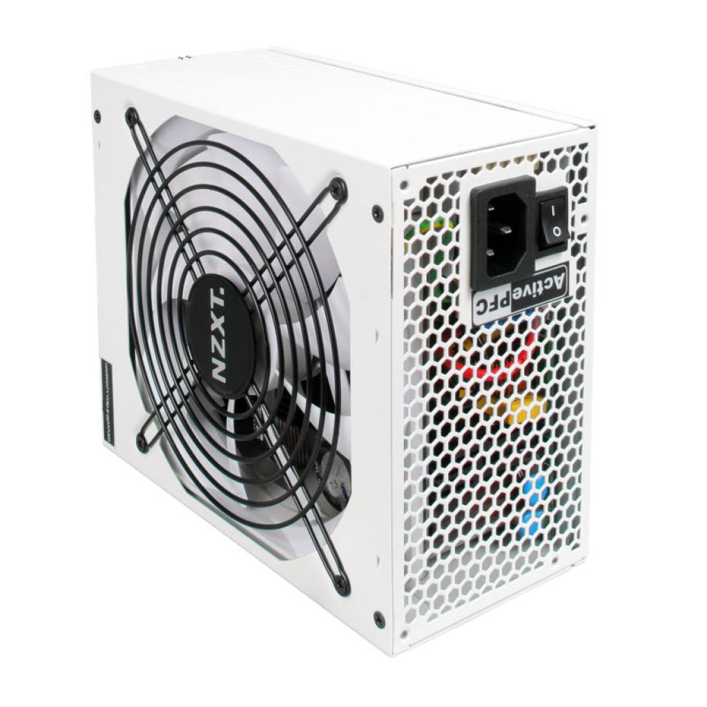 [05/08/2010] NZXT Hale Power 90+ (3)