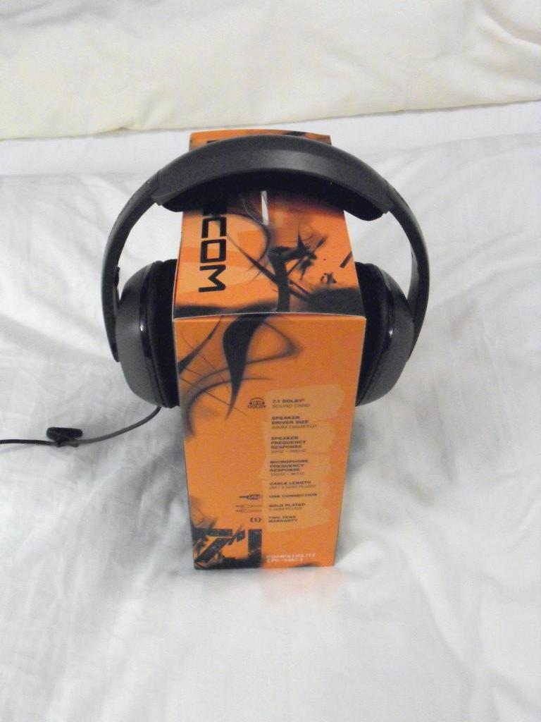 [20/08/2010] Plantronics-Gamecom777-08
