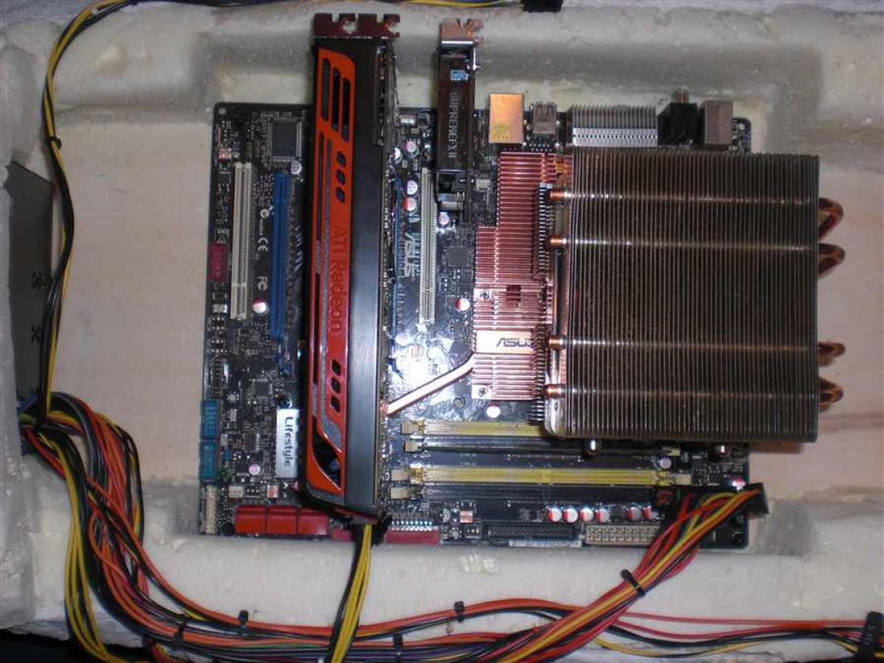 [19/08/2010] PCGHX-User General-W hat es sich zur Aufgabe gemacht, einen Casecon in Form eines Skorpions zu erschaffen, der nebenbei auch noch als Wohnzimmertisch dienen soll. (11)
