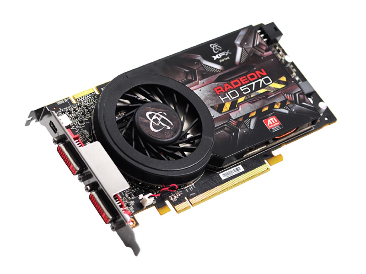[03/08/2010] XFX HD-577X-ZMF3 mit den üblichen drei Ausgängen: Zwei DVI- und einem Mini-Displayport.