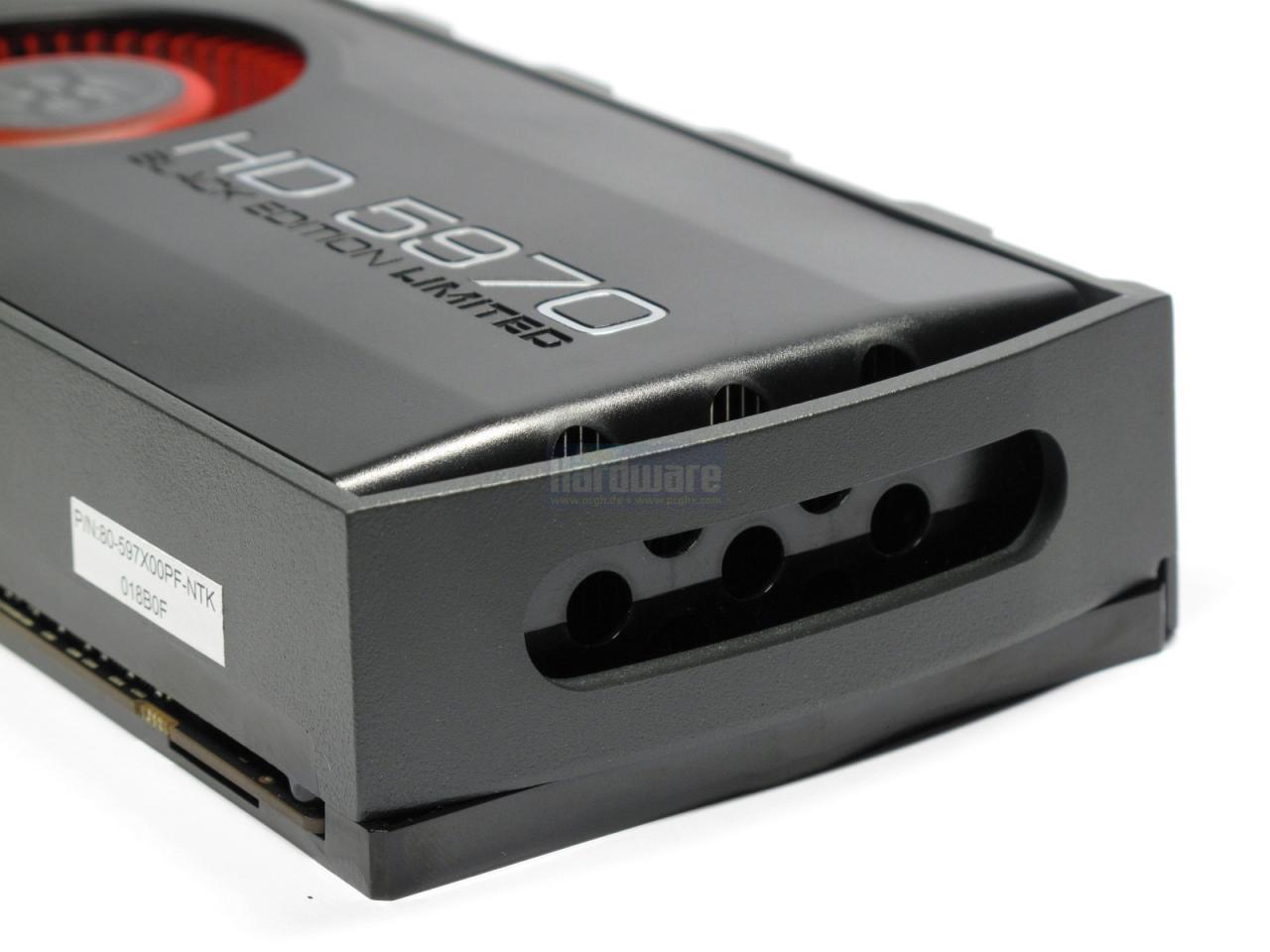 [30/08/2010] Xfx HD 5970 Black Edition Limited: Nur wenig Luft wandert ins Gehäuse.