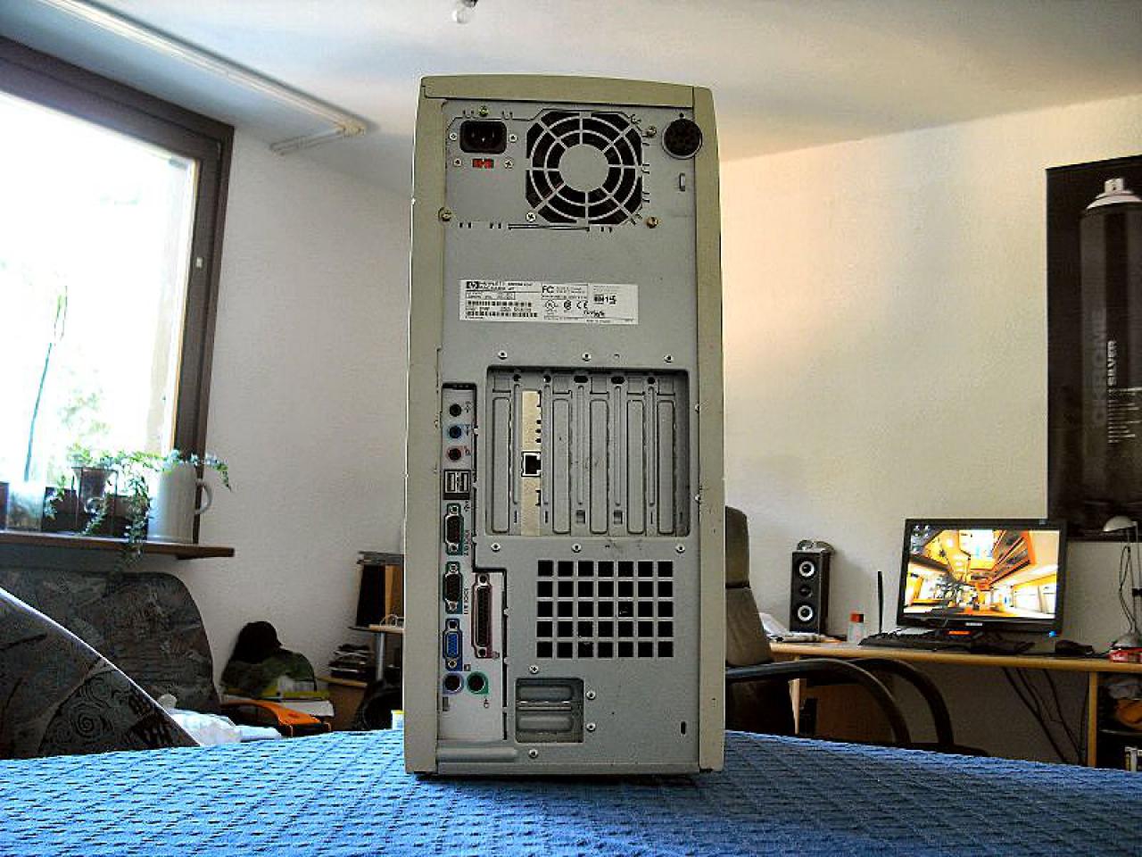 [01/08/2010] Casemod Concrete Elephant: Ein Retro-Gehäuse wird aufgemöbelt (2)