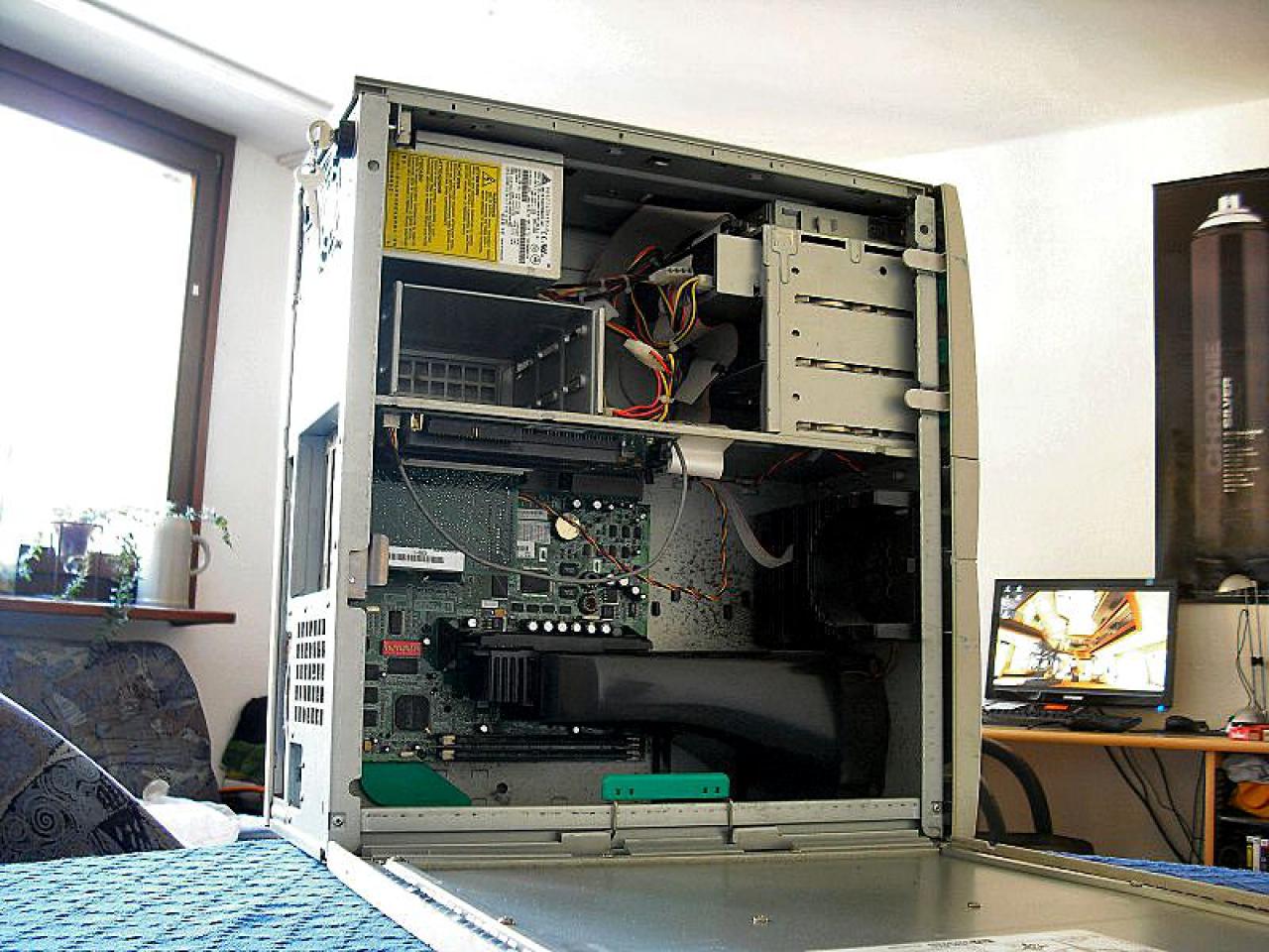 [01/08/2010] Casemod Concrete Elephant: Ein Retro-Gehäuse wird aufgemöbelt (3)