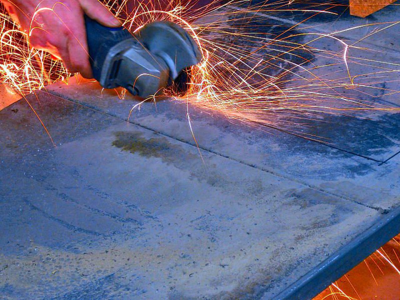 [01/08/2010] Casemod Concrete Elephant: Ein Retro-Gehäuse wird aufgemöbelt (29)