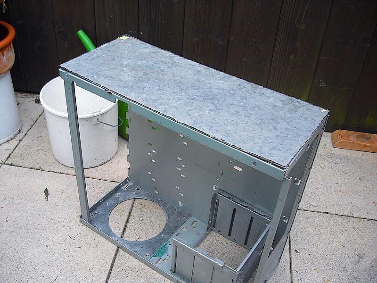 [01/08/2010] Casemod Concrete Elephant: Ein Retro-Gehäuse wird aufgemöbelt (40)