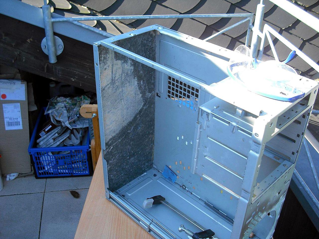 [01/08/2010] Casemod Concrete Elephant: Ein Retro-Gehäuse wird aufgemöbelt (43)