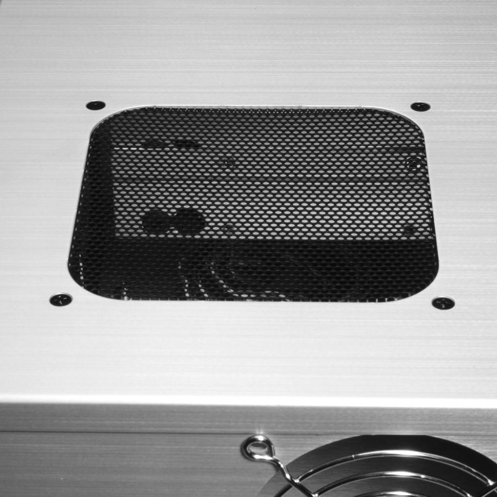 [17/08/2010] Lian Li PC-C50 (4)