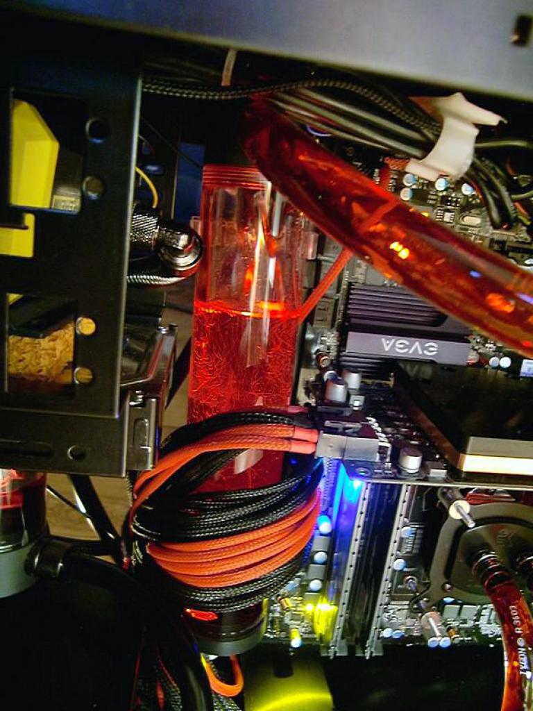 [27/08/2010] Casemod eines Lian Li PC-A05NB: PC von Grillmaster (21)
