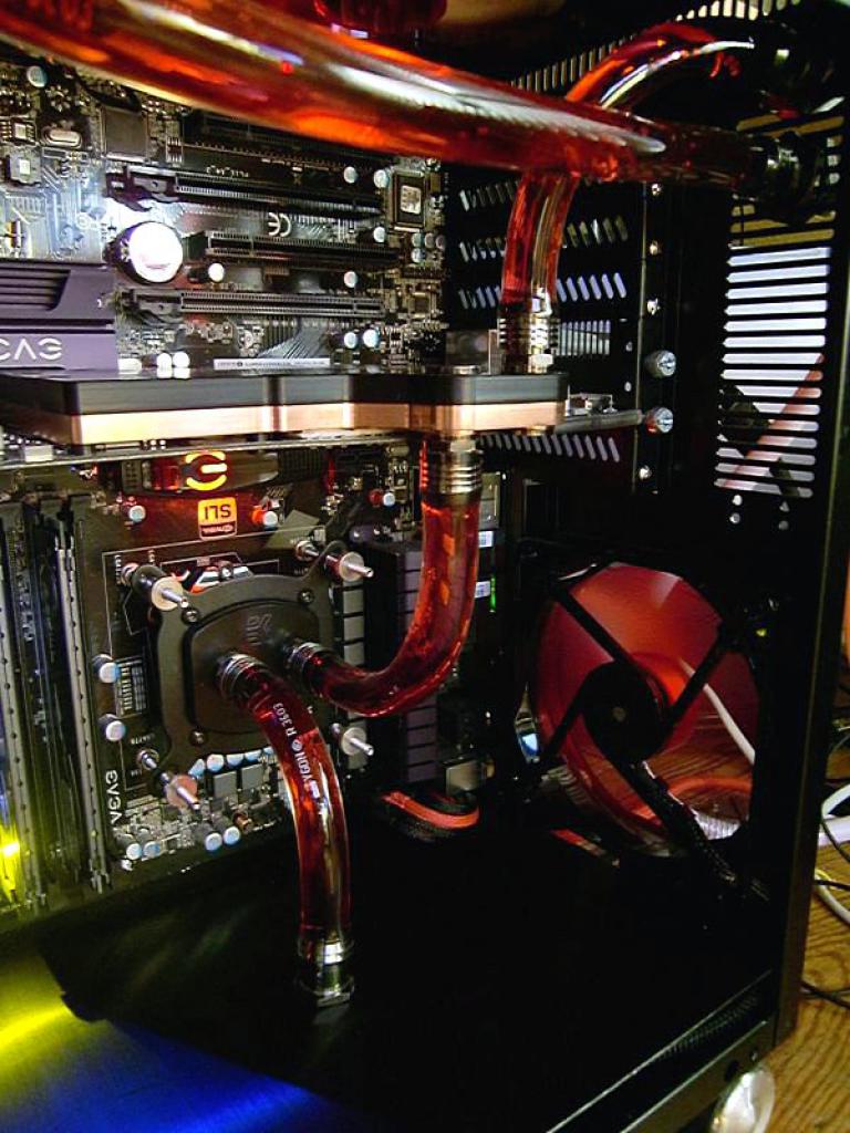 [27/08/2010] Casemod eines Lian Li PC-A05NB: PC von Grillmaster (23)