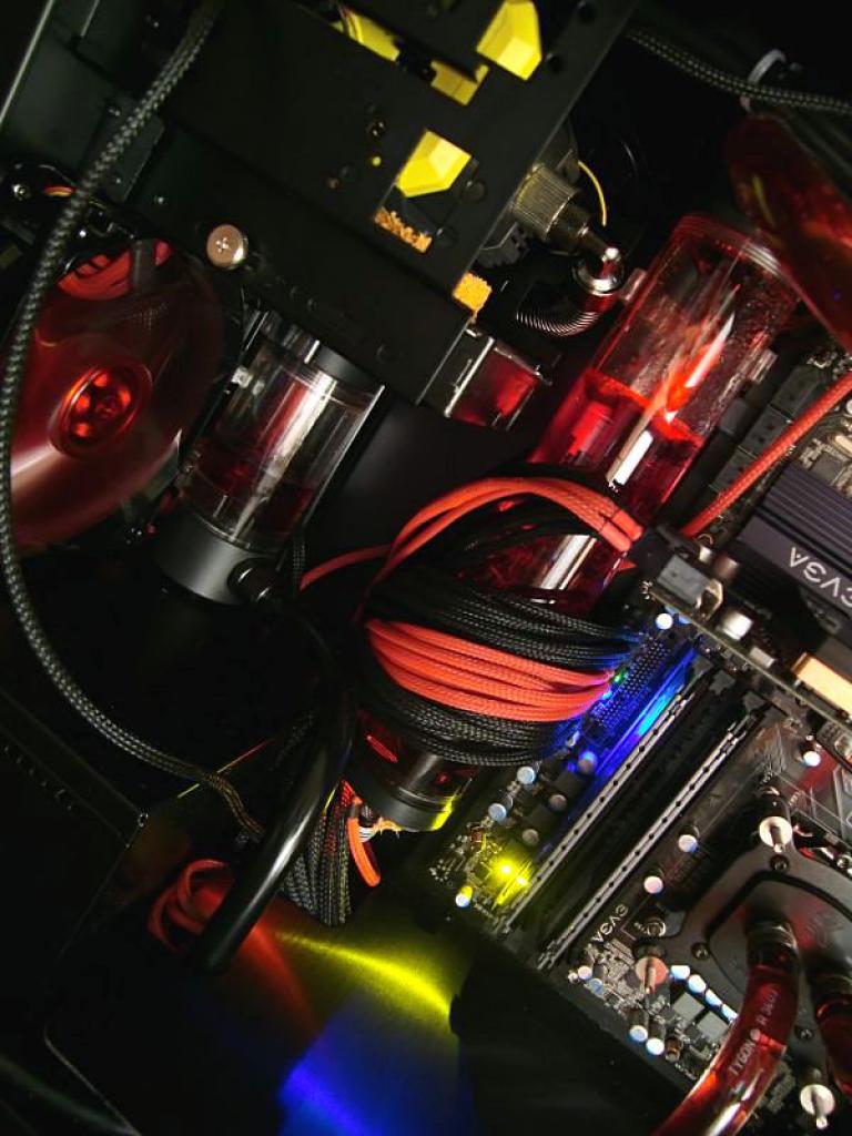 [27/08/2010] Casemod eines Lian Li PC-A05NB: PC von Grillmaster (28)