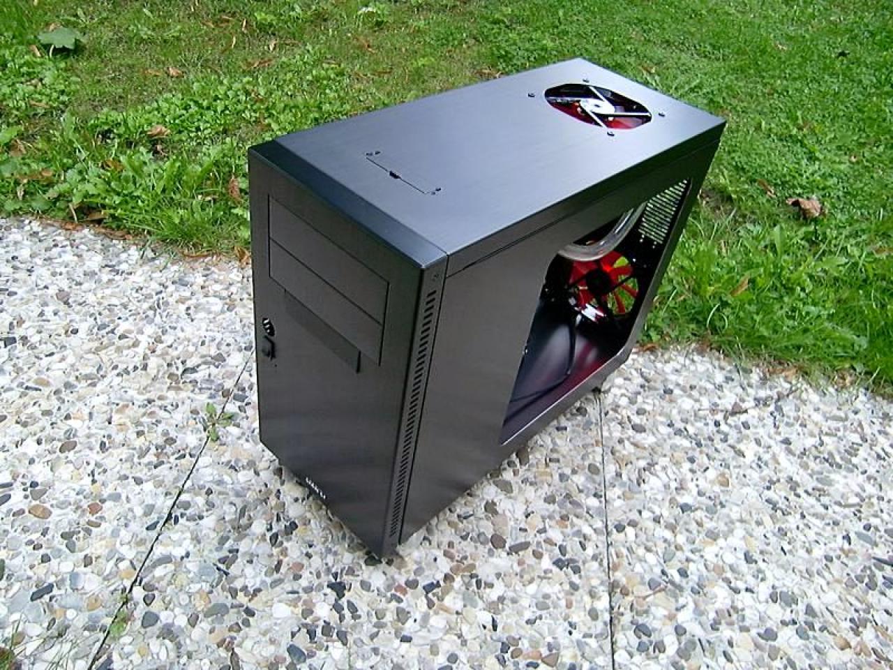 [27/08/2010] Casemod eines Lian Li PC-A05NB: PC von Grillmaster (36)