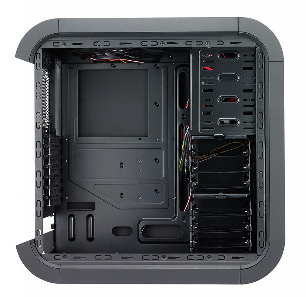 [30/09/2010] Bitfenix Survivor (3)