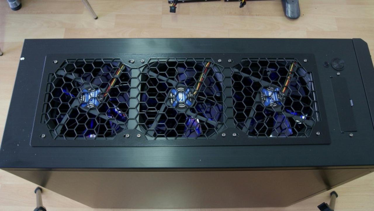 [12/09/2010] Schrauber-Tagebuch: High-End-PC mit 4-GHz-Hexacore, 16 GiByte RAM und vier SSDs (11)