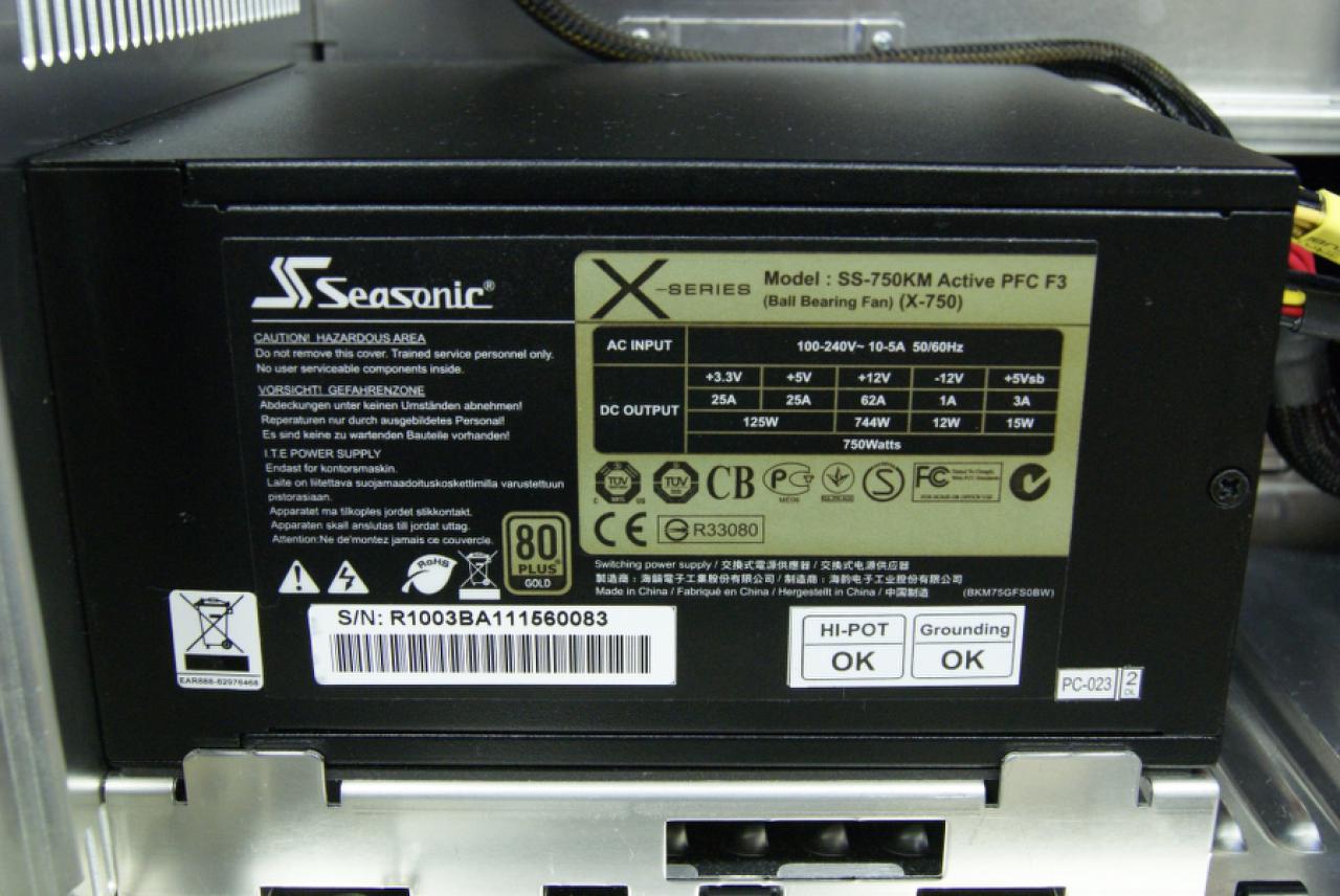 [12/09/2010] Schrauber-Tagebuch: High-End-PC mit 4-GHz-Hexacore, 16 GiByte RAM und vier SSDs (28)