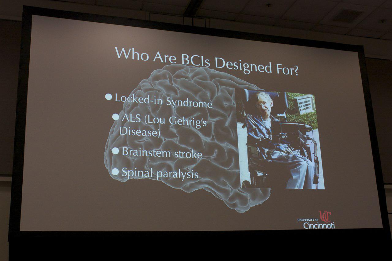 [29/09/2010] GTC 2010: Keine Science-Fiction mehr - Robotersteuerung per Gedankenkraft (3)