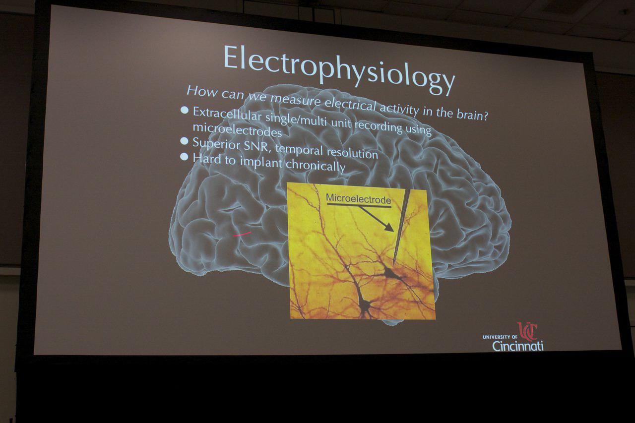 [29/09/2010] GTC 2010: Keine Science-Fiction mehr - Robotersteuerung per Gedankenkraft (7)