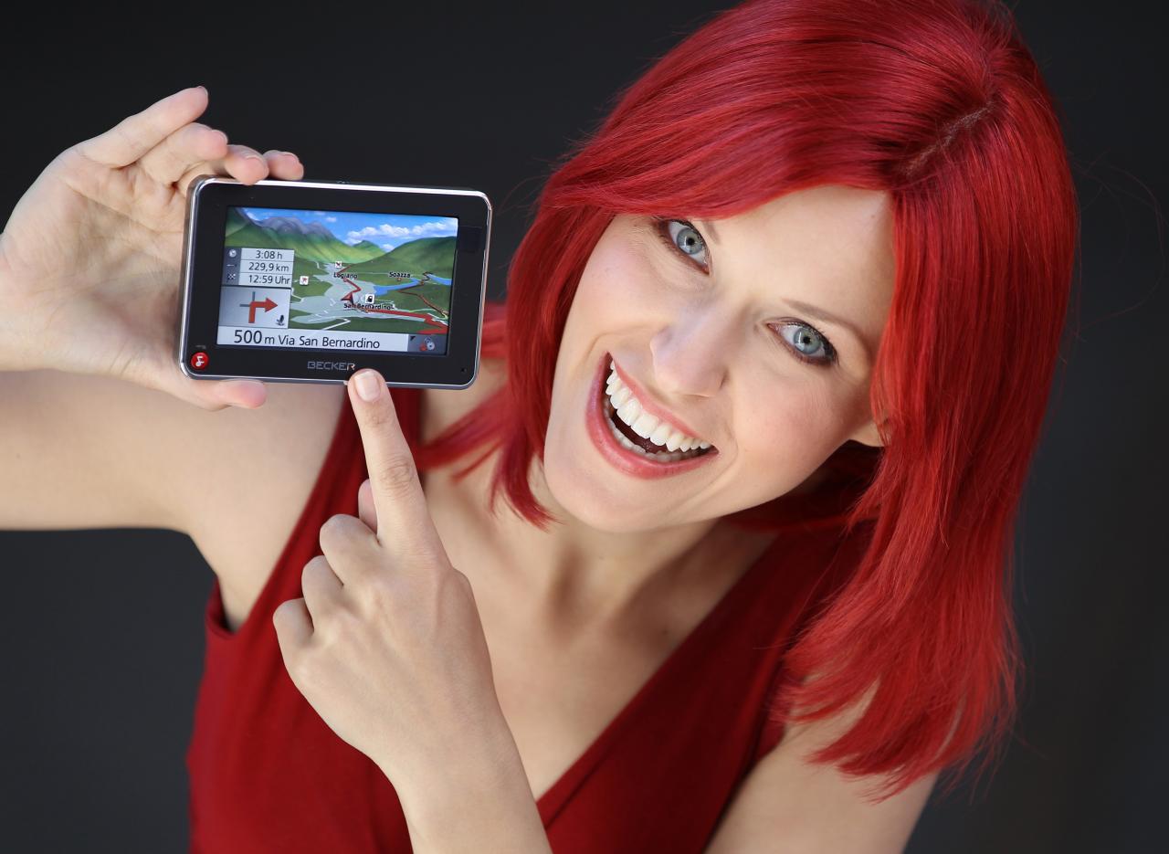 [03/09/2010] IFA 2010: Bundeskanzlerin eröffnet größte Unterhaltungsmesse (Im Bild: Miss IFA) (5)