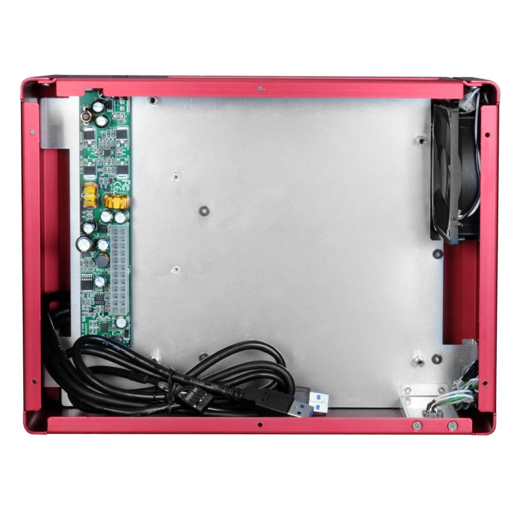 [17/09/2010] Lian Li PC-Q09 in Rot (3)