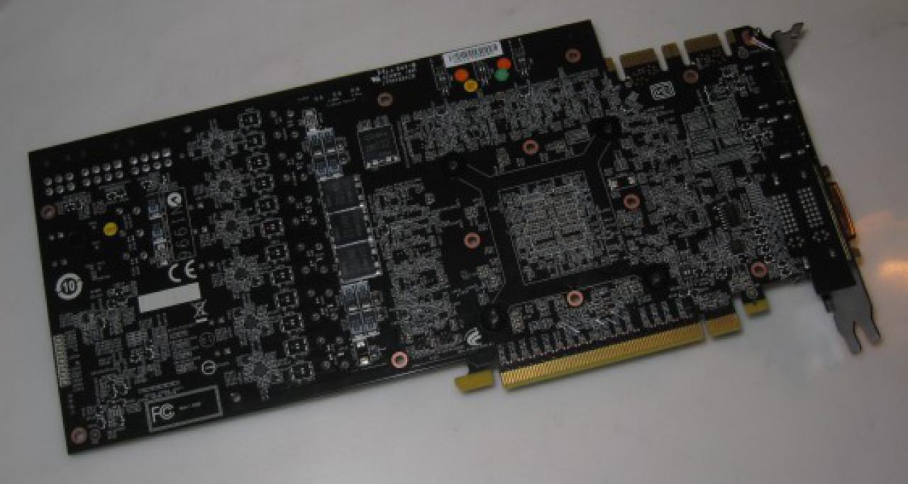 [11/09/2010] MSI N480GTX Lightning für Extrem-Übertakter vorgestellt. (8)