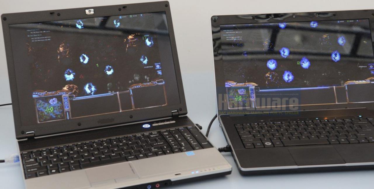[15/09/2010] Stacraft 2 auf Sandy-Bridge-Notebook angespielt - die zweite Szene. Zum Vergleich stand ein Notebook mit alter Intel-GMA-Grafikeinheit daneben, dass kaum für niedrige Details zu gebrauchen war. (01)