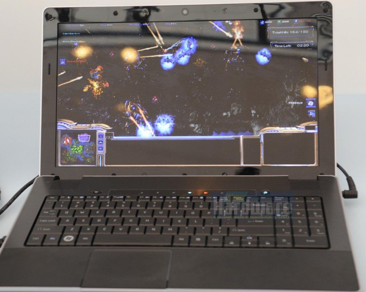 [15/09/2010] Stacraft 2 auf Sandy-Bridge-Notebook angespielt - die zweite Szene.