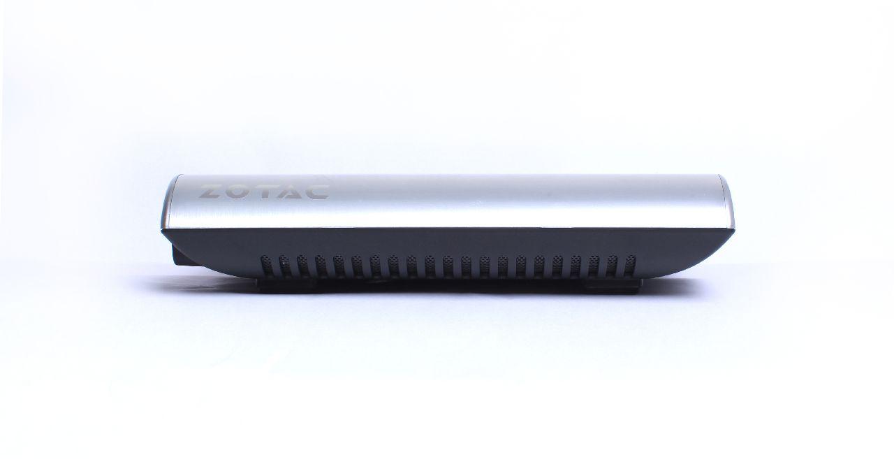 [10/09/2010] Zotac Zbox Blu-ray (5)