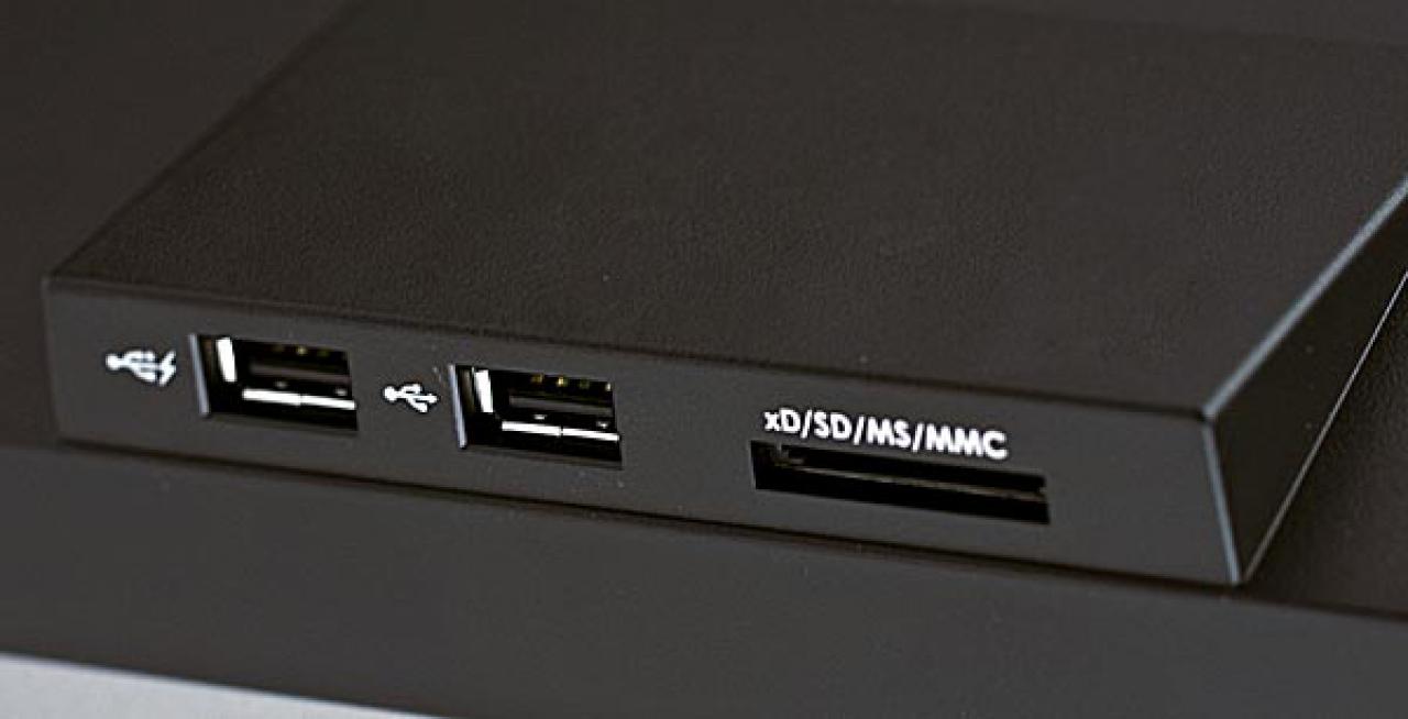 [17/09/2010] Dells neuer 30-Zöller Ultra Sharp U3011 mit leicht verändertem Design und geringeren Input-Lags. (2)
