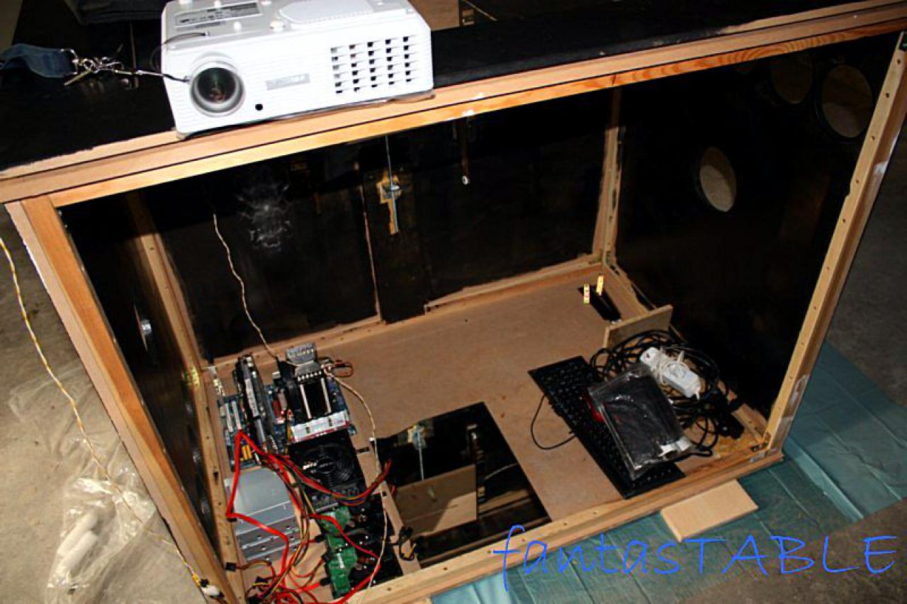 [24/09/2010] Abgefahrenes Seminarfachprojekt Fantastable: Multi-Touch-Tisch im Eigenbau (82)