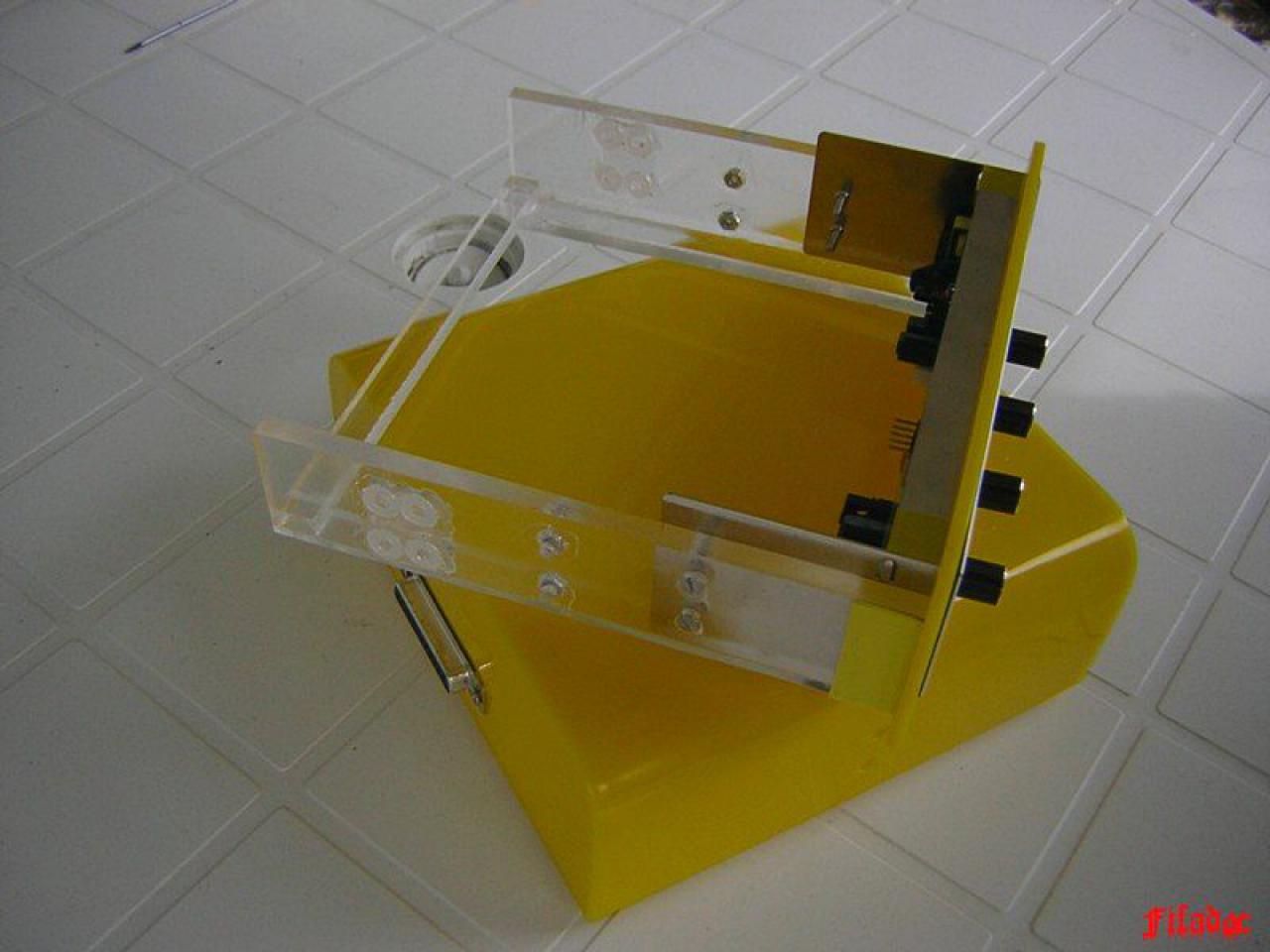 [02/09/2010] PCGH-Casemod von NobLorRos: 