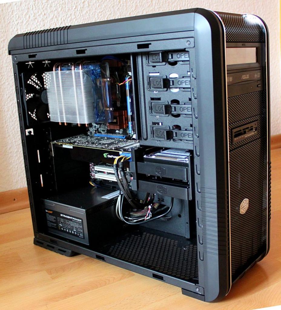[10/09/2010] PC by hamst0r