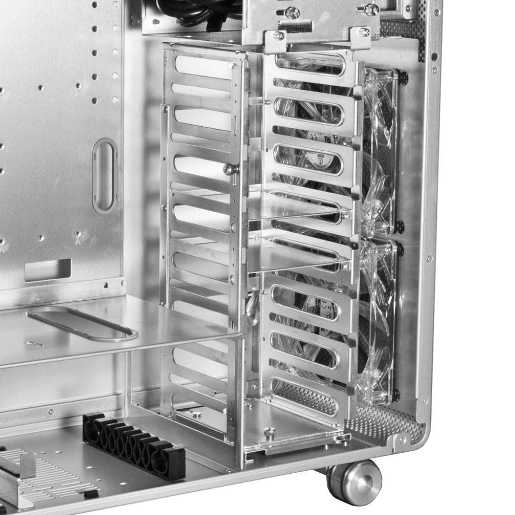 [20/09/2010] Lian-Li PC-V1020 (6)