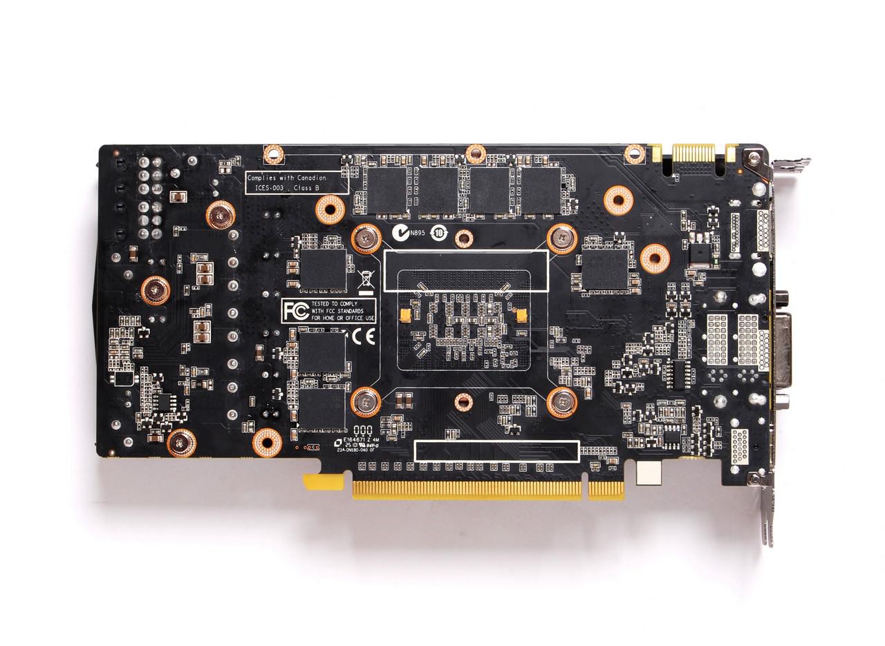 [16/09/2010] Zotac GTX 460 2GB: Mehr Framebuffer und höherer Takt sollen die Karte in eine höhere Leistungsklasse bugsieren. (3)