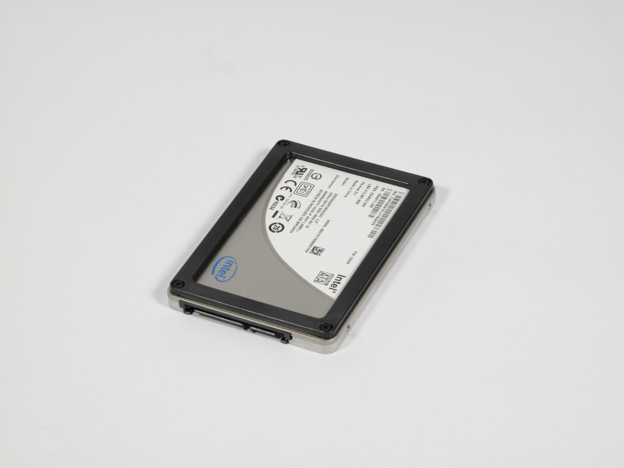[06/10/2010] Beispielfoto Intel SSD (4)