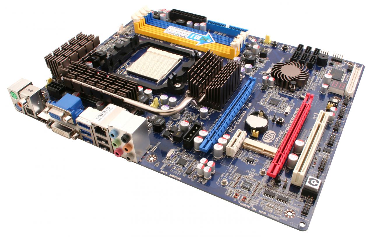 [12/10/2010] Beispielfoto: Sapphire AM3RS890G Mainboard (3)