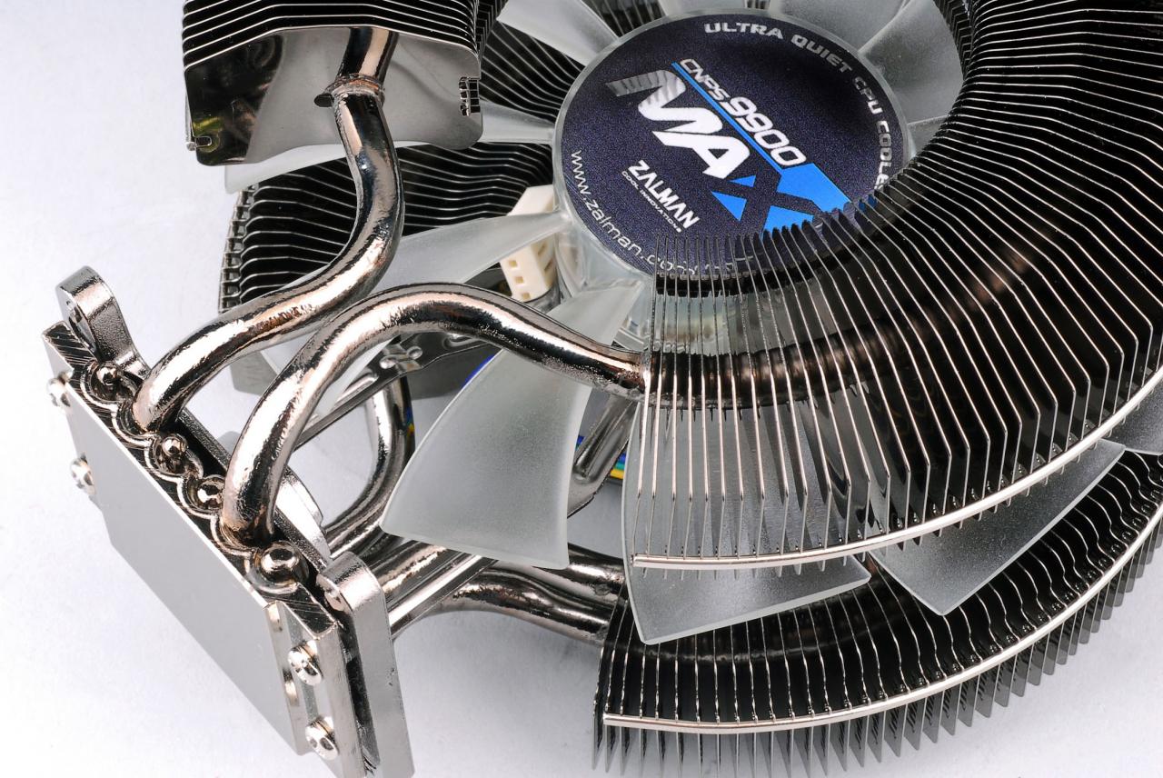 [13/10/2010] Zalman CNPS9900 MAX (5)