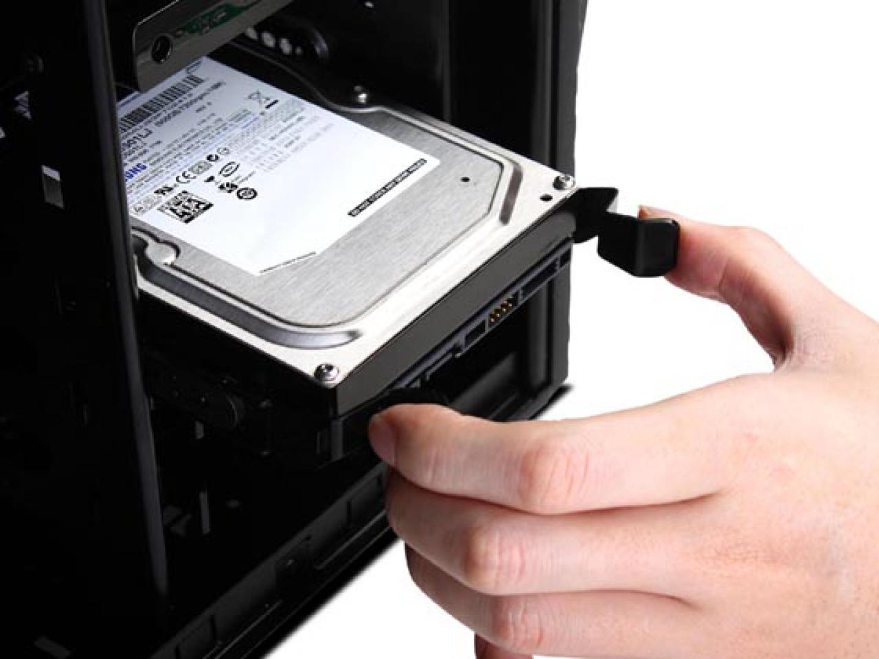 [06/10/2010] Midi-Tower Silverstone SST-PS05B Precision in Deutschland erhältlich (9)