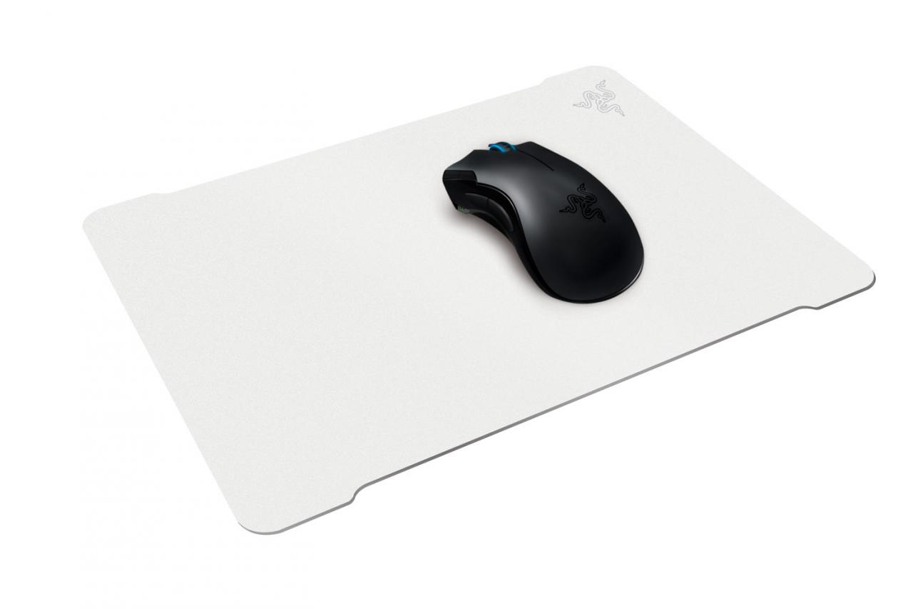 [08/10/2010] Razer Ironclad: Neues Mauspad aus Aluminium (8)