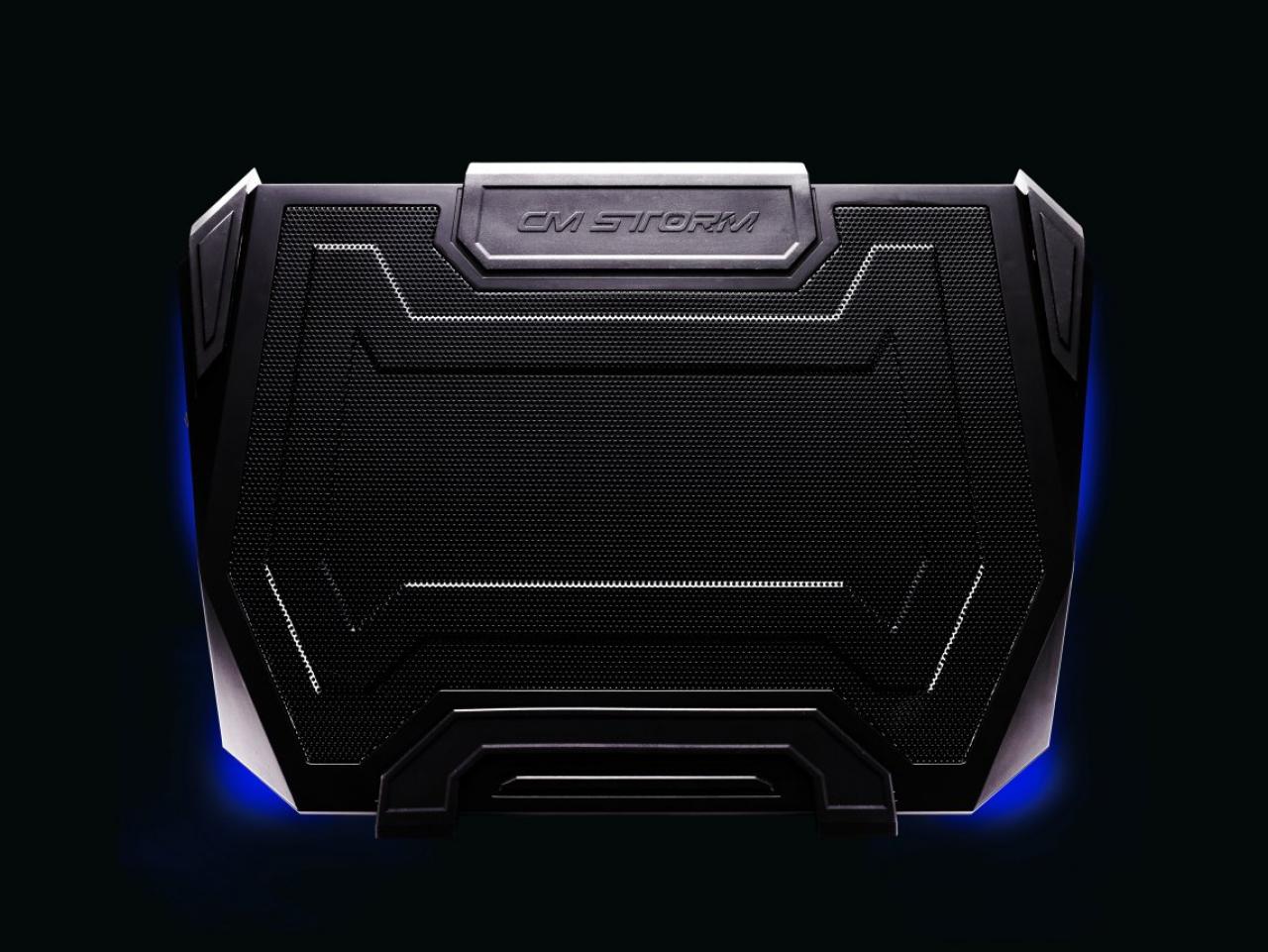 [29/10/2010] Cooler Master CM Storm SF-19 (7)