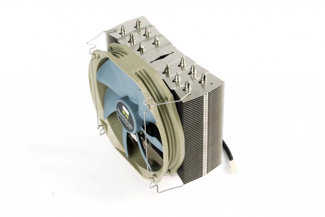 [19/10/2010] Thermalright Archon: Neuer CPU-Kühler mit über 900 Gramm Gesamtgewicht und 140-mm-Lüfter - Update (7)