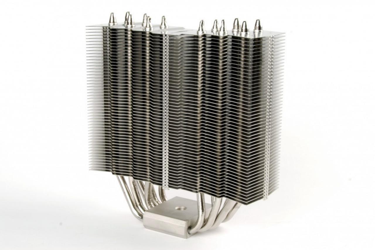 [19/10/2010] Thermalright Archon: Neuer CPU-Kühler mit über 900 Gramm Gesamtgewicht und 140-mm-Lüfter - Update (4)