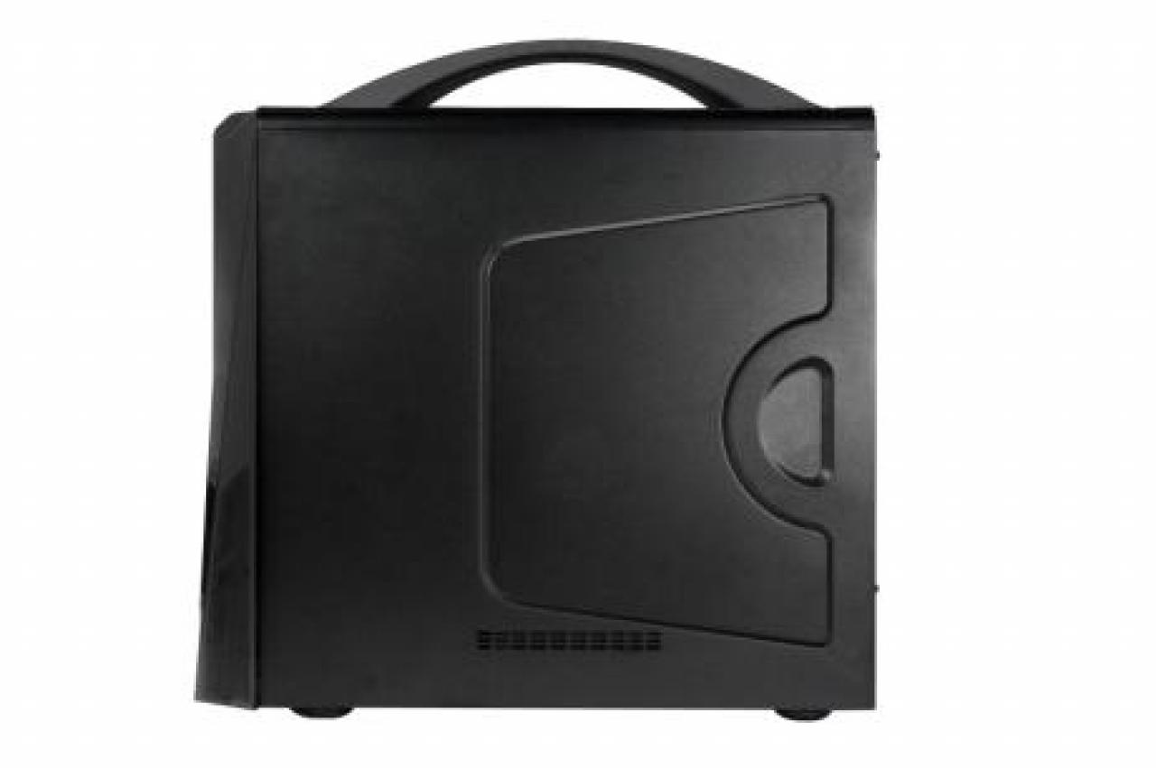 [22/10/2010] Thermaltake V5 Black Edition: Neuer Midi-Tower mit Tragegriff (9)