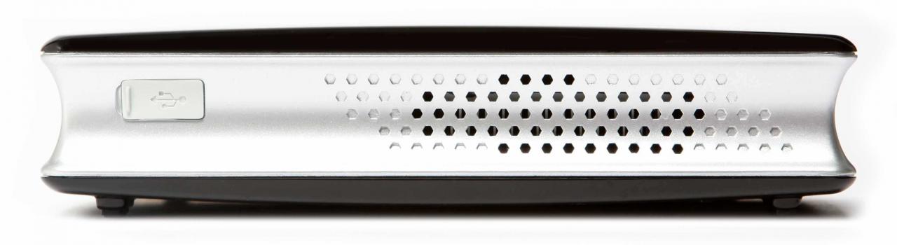 [21/10/2010] Zotac Zbox HD-ID40: Neuer Mini-PC mit Nvidia Ion und Intel Atom Dualcore (11)
