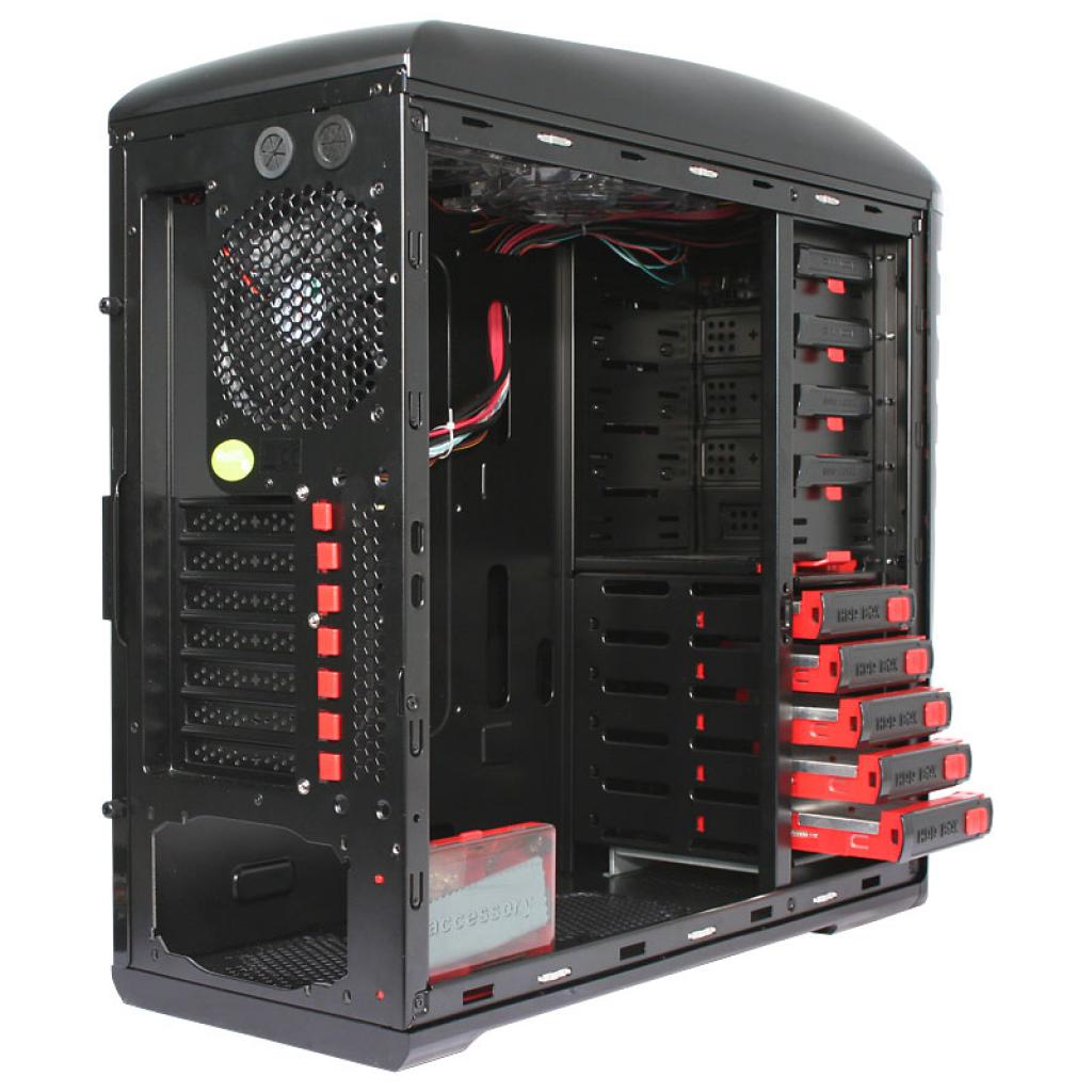 [15/10/2010] Cooltek Ultimate Case: Full Tower mit integriertem Cardreader und Schalterpanel für Lüfter (3)