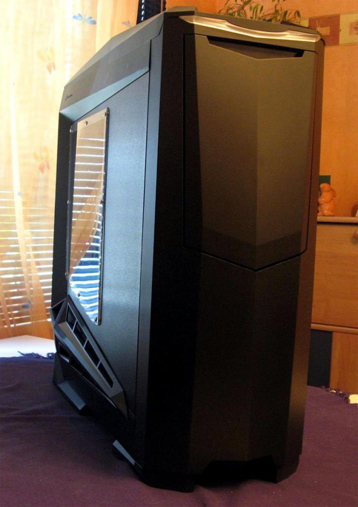 [09/10/2010] Des Rabens neue Kleider: Giftgrüne Casemod des Silverstone Raven (3)