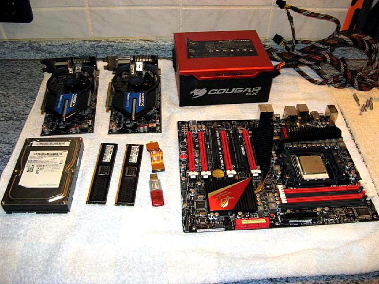 [09/10/2010] Des Rabens neue Kleider: Giftgrüne Casemod des Silverstone Raven (56)