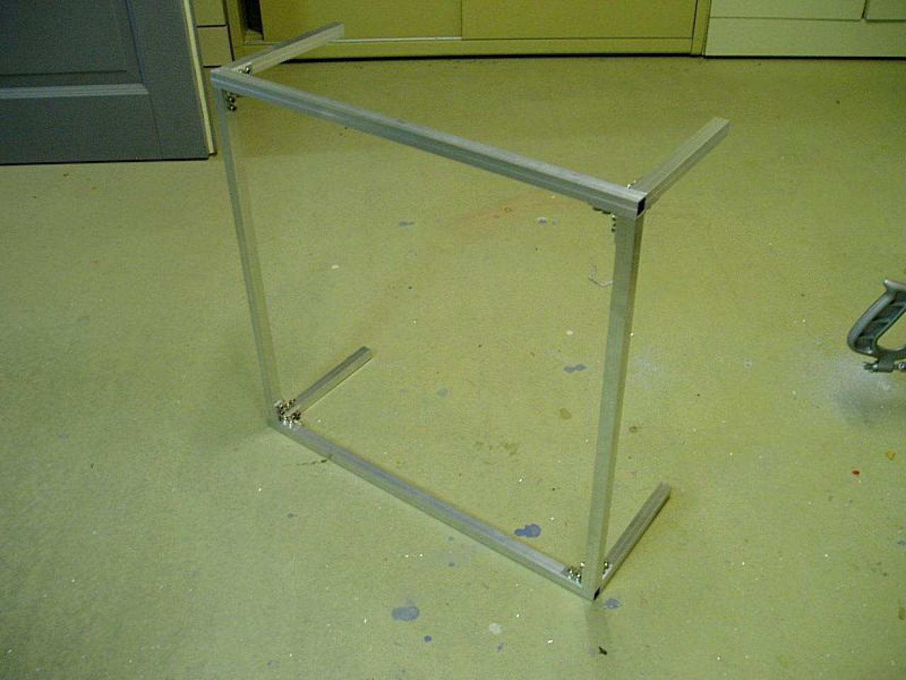 [10/10/2010] Verrückte Casecon: Drei Gehäuse für einen PC (4)
