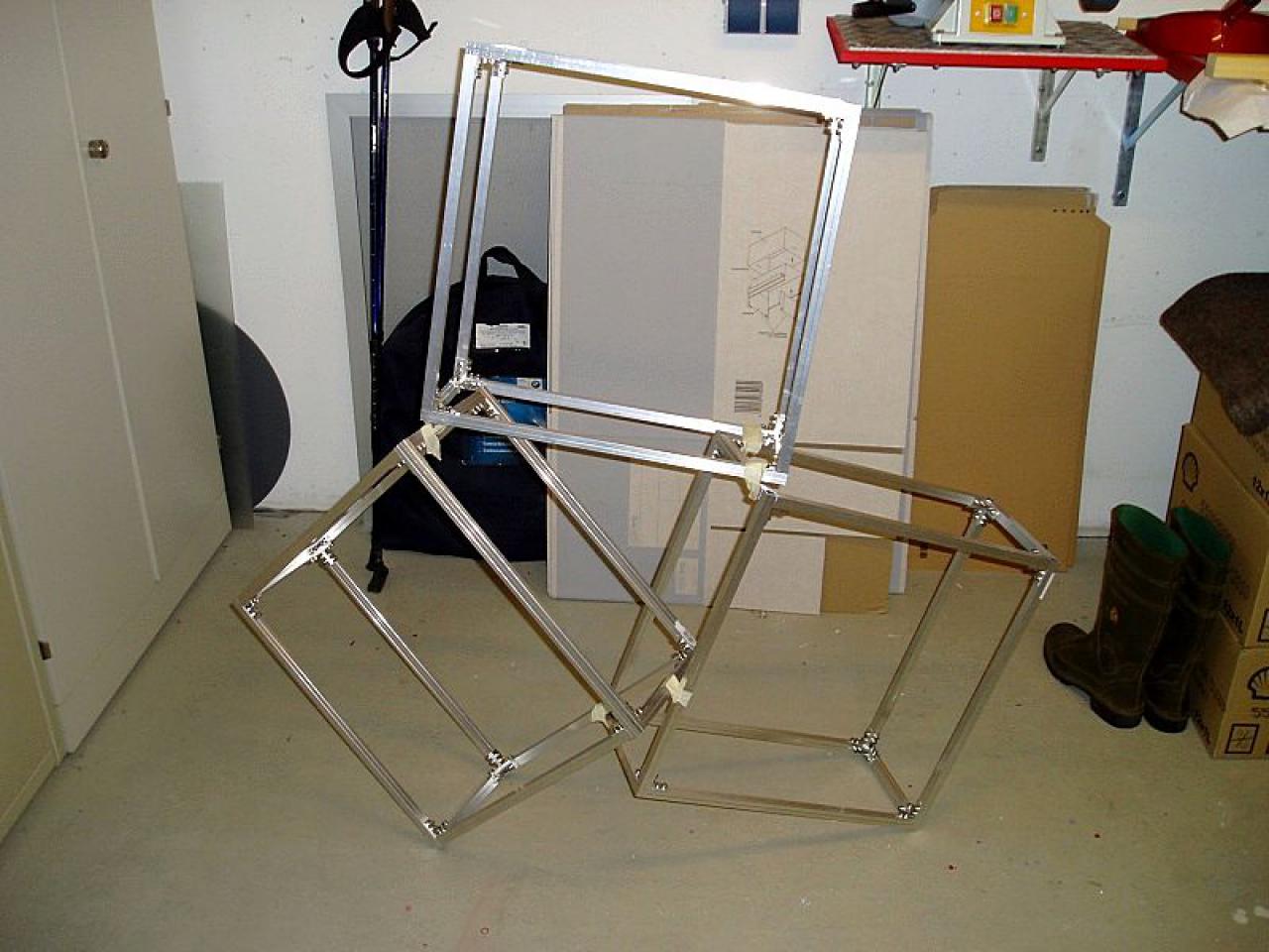 [10/10/2010] Verrückte Casecon: Drei Gehäuse für einen PC (9)