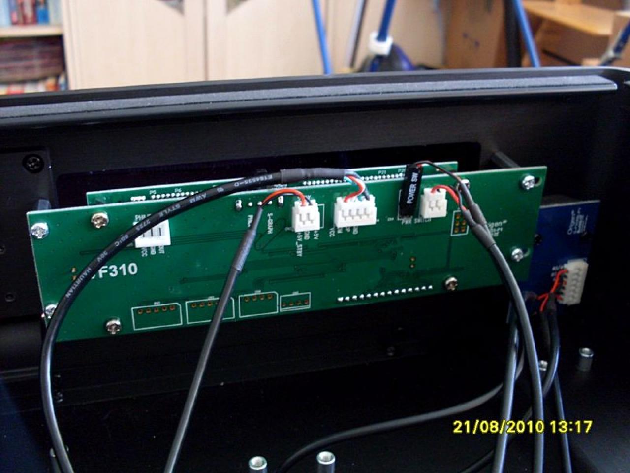 [01/10/2010] HTPC-Projekt mit Origen AE S10V (8)