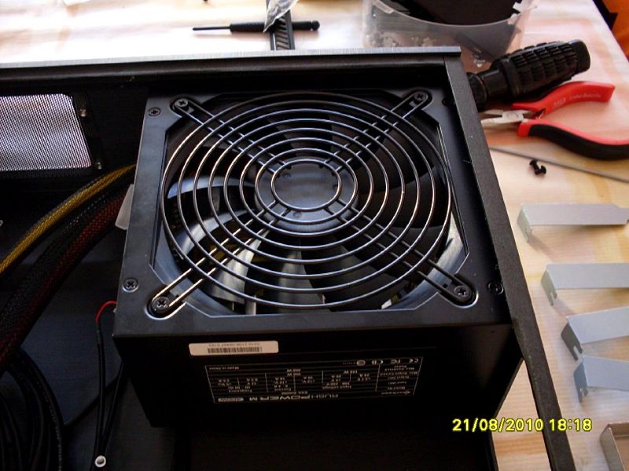 [01/10/2010] HTPC-Projekt mit Origen AE S10V (9)